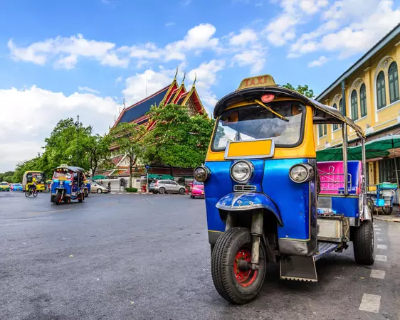 Thailand – Bangkok, Safari und Baden